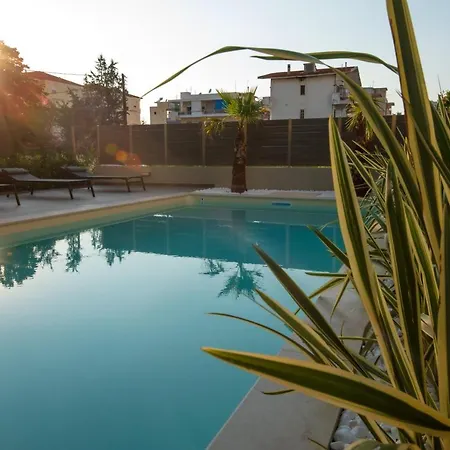 Apartament Olive 101 *